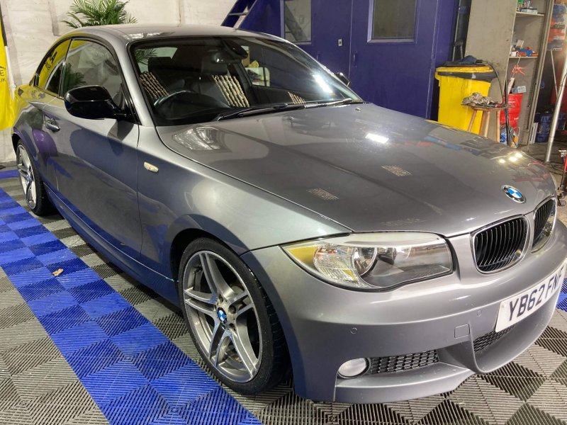 BMW 1 SERIES