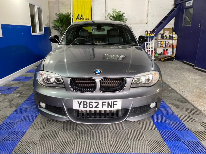 BMW 1 SERIES