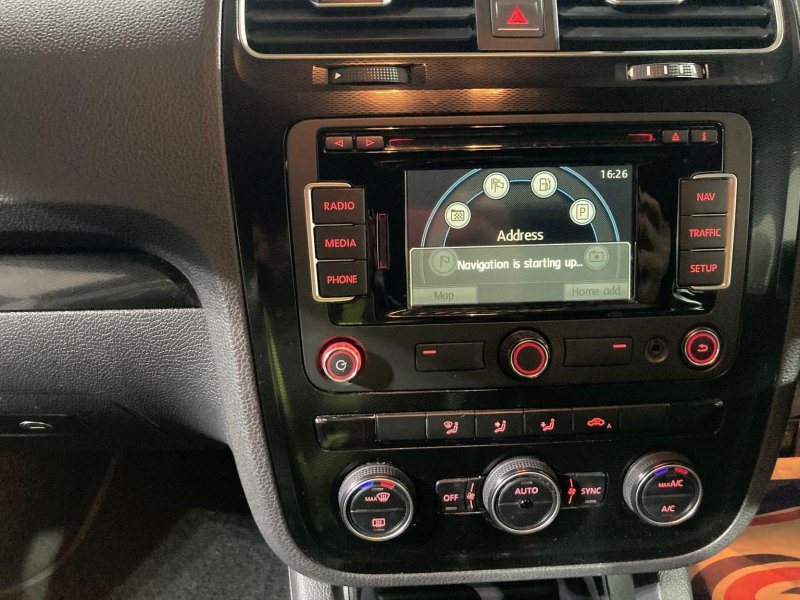 VOLKSWAGEN SCIROCCO