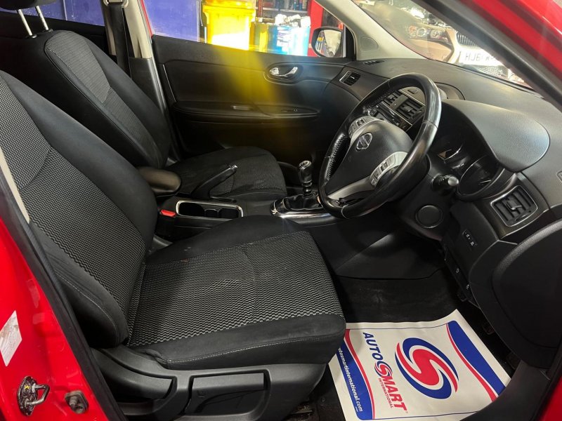 NISSAN PULSAR
