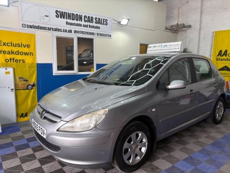 PEUGEOT 307 1.4 16v X-Line 5dr